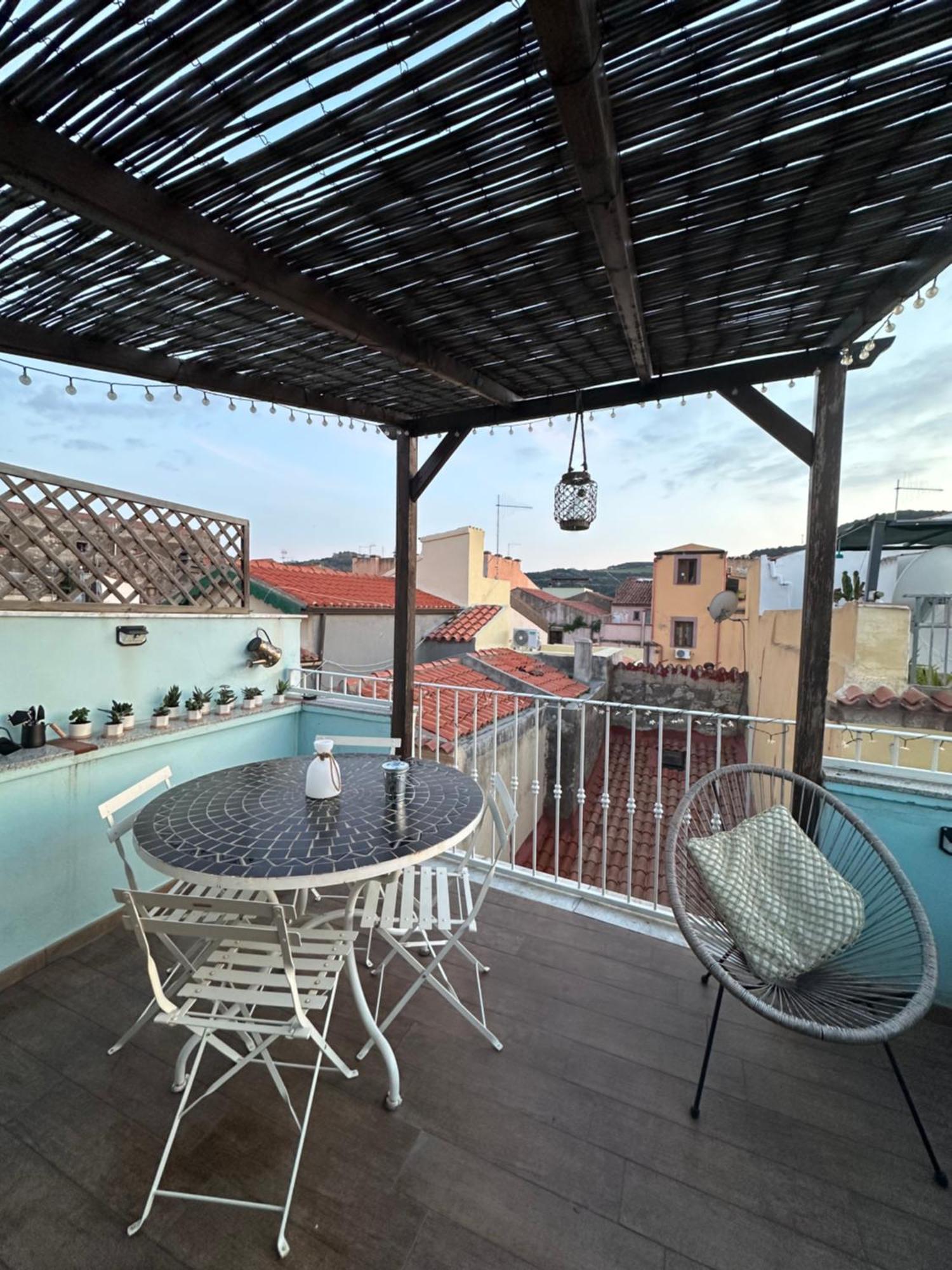 Dommo Asuletta Villa Bosa Exterior photo